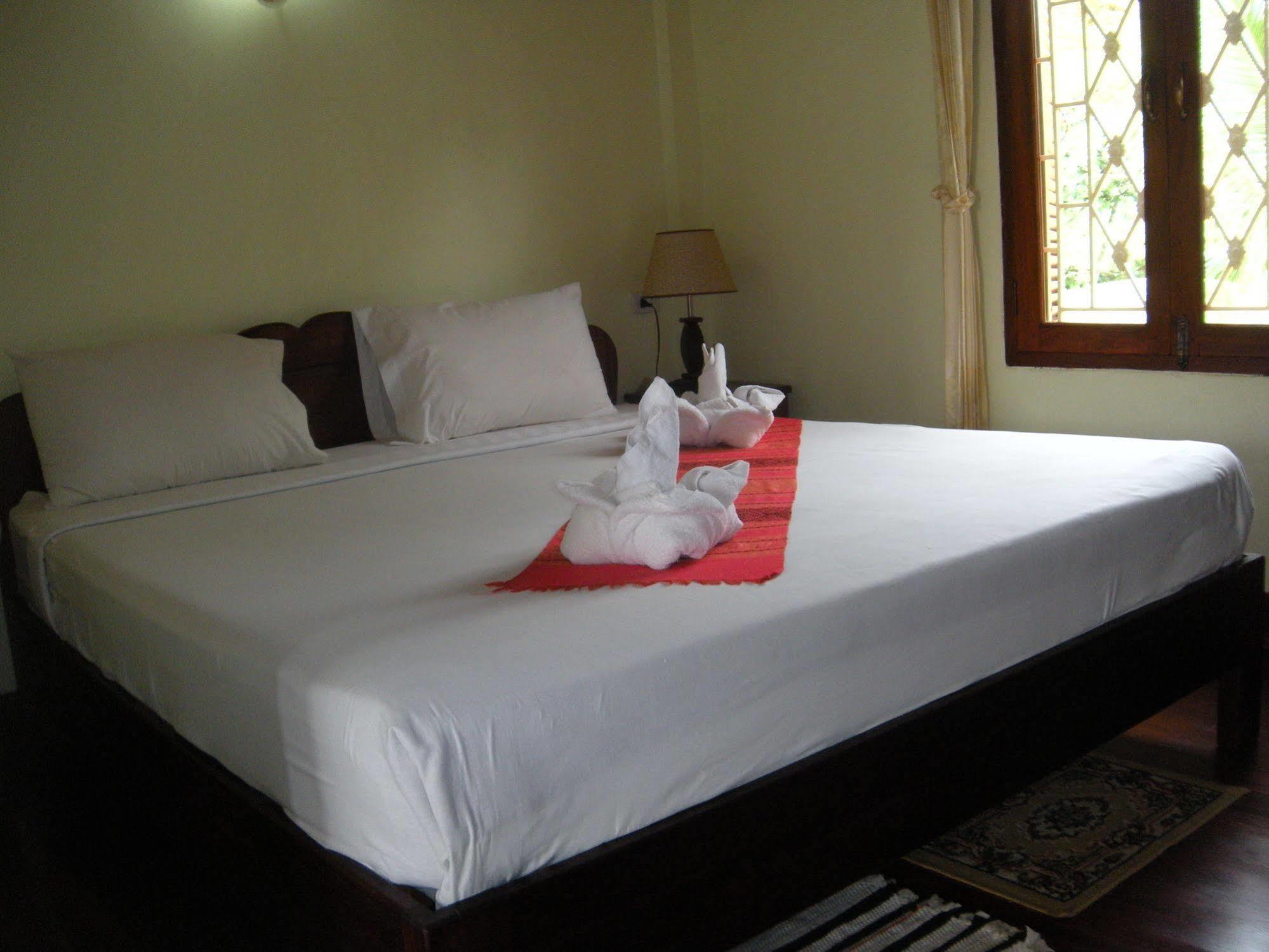 לואנג פרבאנג Phonepraseuth Guesthouse מראה חיצוני תמונה