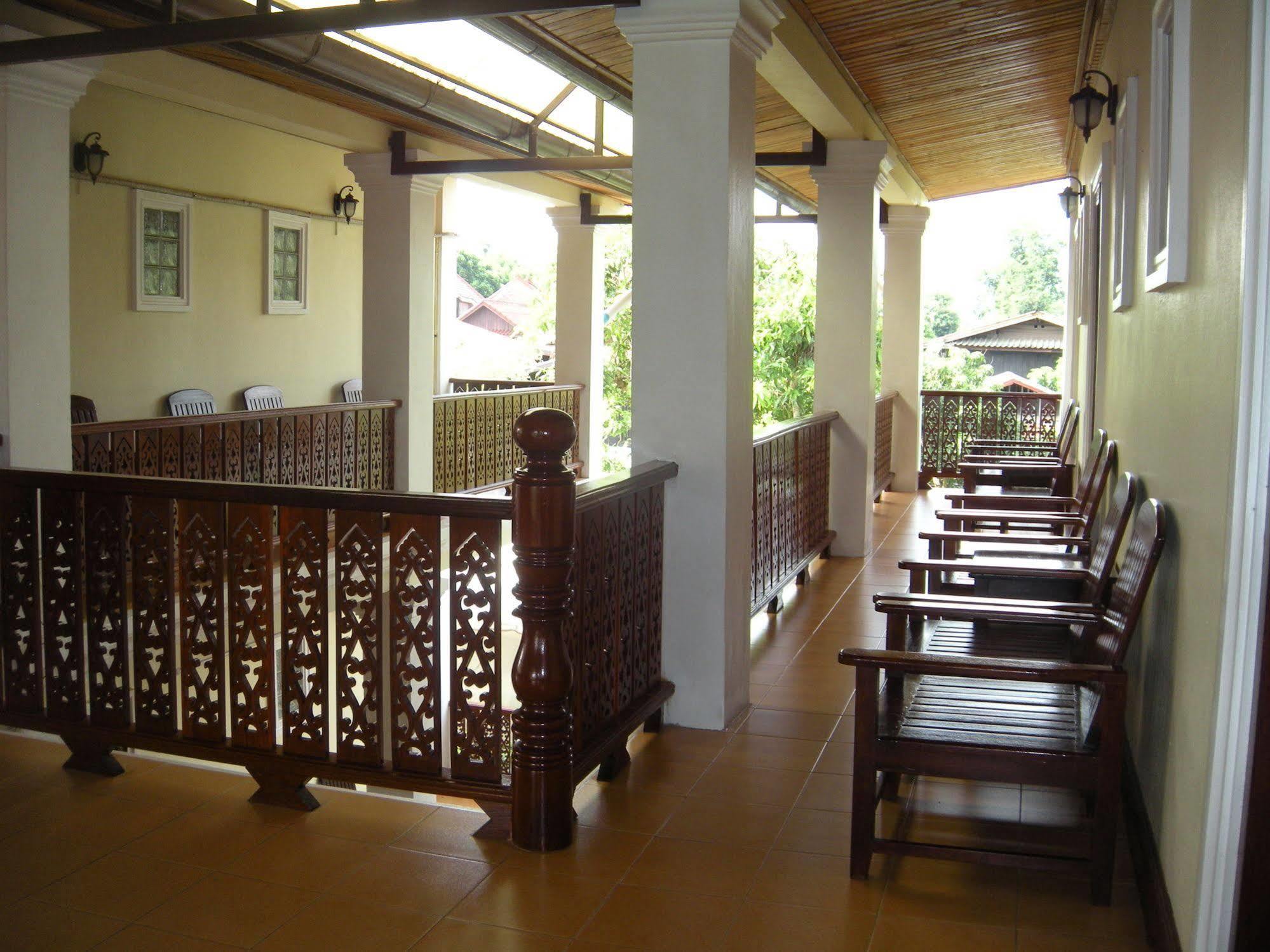 לואנג פרבאנג Phonepraseuth Guesthouse מראה חיצוני תמונה